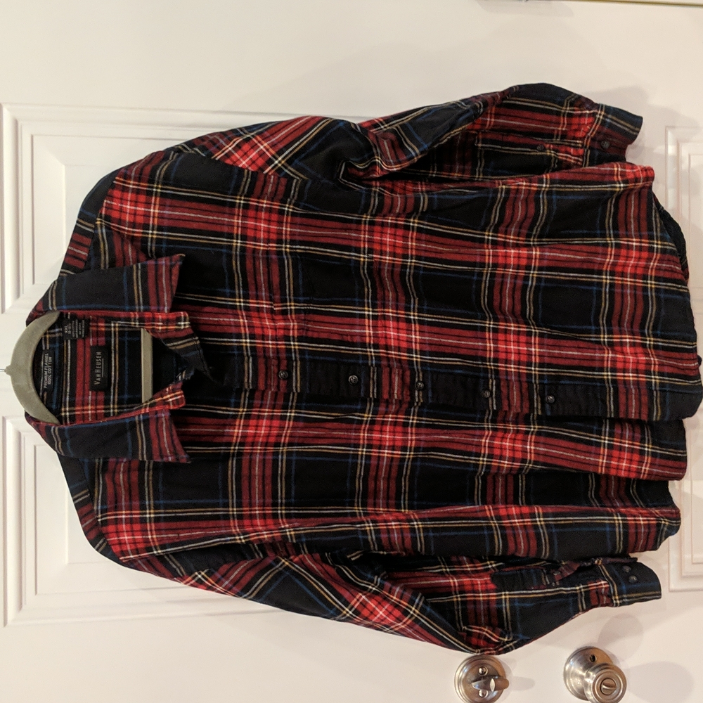 Van Heusen Men's Plaid Button Up Flannel Shirt
